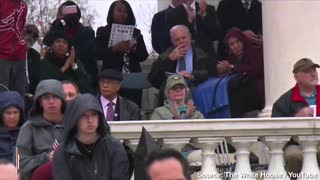 2022: Kamala Harris does not get applause for Joe Biden
