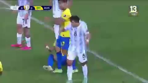 Neymar is taking Windows update in the game between Argentina and Brazil