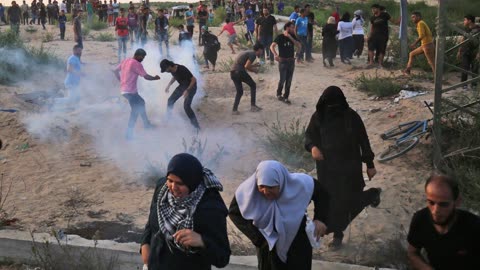 These bakers send IDF troops challah and cakes amid the war with Hamas