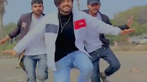 Indian funny dance video 😹😹😹😻😻