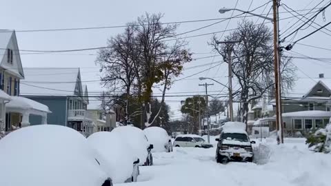 Heavy snowfall wallops western New York state