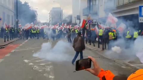 Agresja policji wobec sfrustrowanych rolników