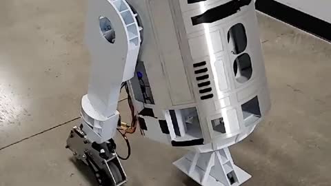 R2 Out for May the 4th Part 3