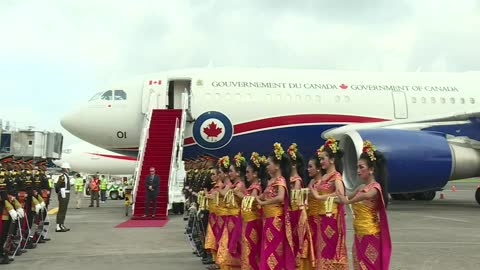 Canadian Prime Minister Justin Trudeau arrives in Bali for G20 summit _ AFP