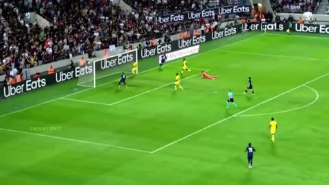 7 Legendary Messi PSG Moments