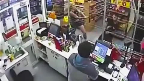 Transgender Commits An Axe Attack On Customers In 7-11