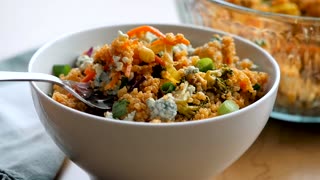Buffalo chicken quinoa salad recipe