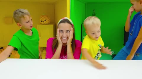 Vlad and Niki four color playhouse challenge