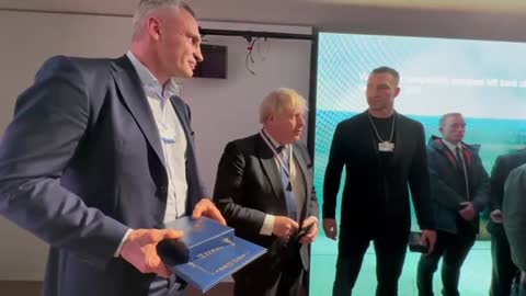 Boris Johnson presented with honorary Citizen of Kyiv award in Switzerland