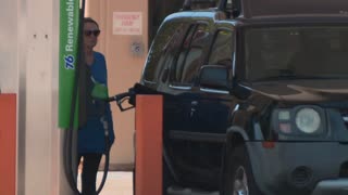 Gas might hit $4 a gallon again