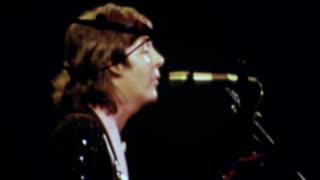 Paul McCartney & Wings - Silly Love Songs = Music Video 1976