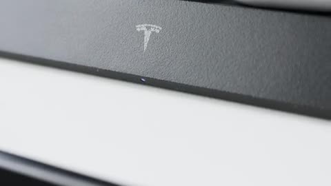 Tesla’s wireless charger
