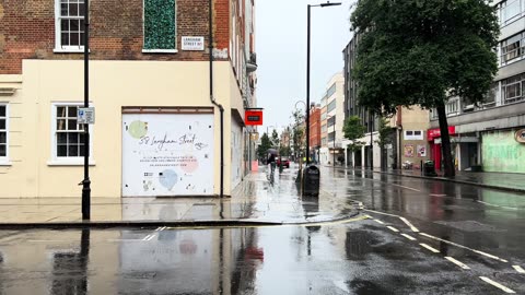 ☔️ Rainy August in London - 2023 🌧️ London Rain Walk | Central London Side Streets [4K HDR]