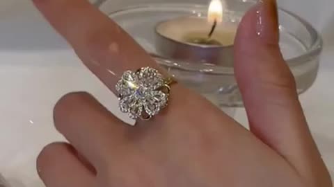 Lovely Heart clover Rotating Ring