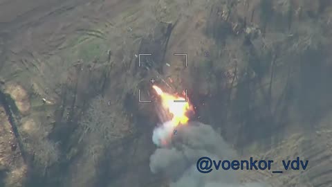 Russian Lancet destroys Ukrainian M777 howitzer and ammo truck