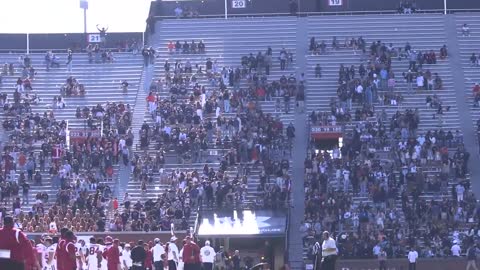 Auburn students, fans head for exits in 3rd quarter of loss to Arkansas