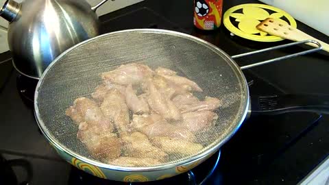 Coca-Cola Chicken Wings Recipe / 可乐鸡翅 Cooking Chinese Food