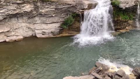 LUNDBRECK FALLS scenic spot in Lundbreck, Alberta #falls #travelalberta #albertaparks