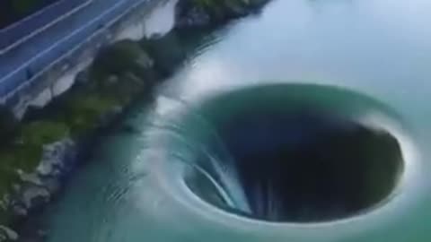 Terrifying Scene - Huge Hole in Lake -