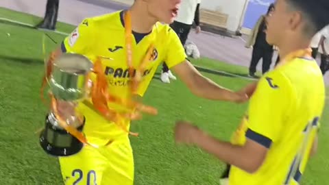 Si tú eres mi bro, yo soy tu ‘pisha’, pero… CON UNA LIGA FC FUTURES