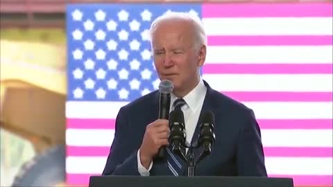 "Nano Nono, I Don't Know": Biden Fumbles Through Speech About Nanochips