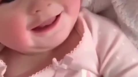 Baby laughing 😘🤣🤣😘😘😘😘