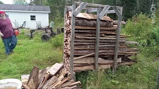 Stacking and cutting slabs