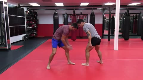 MMA Footwork Hacks: Setting Traps With Movement By Dominick Cruz 3