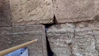 'Notes to God' cleared from Jerusalem's Western Wall