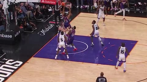 NBA - ERIC GORDON FINISHES THE OOP 🔥 12-4 Suns run to close the 1H