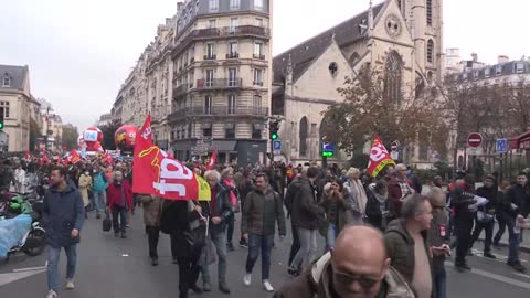 Paris / France - Public transport workers strike over wages, cost of living - 10.11.2022