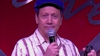 Rob Schneider has a lead on who may have brought cocaine into the White House 🧐🤣