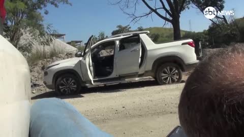 Novas imagens mostram intenso tiroteio e policiais encurralados no Complexo da Penha, no Rio