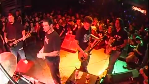 No Innocent Victim — Never Face Defeat (Live at Facedown Fest 2005)