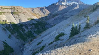 Oregon – Mount Hood – How Green is this Alpine Valley? – 4K