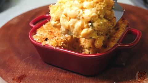 An unusual dinner for your family! Macaroni, cheese and a little fantasy