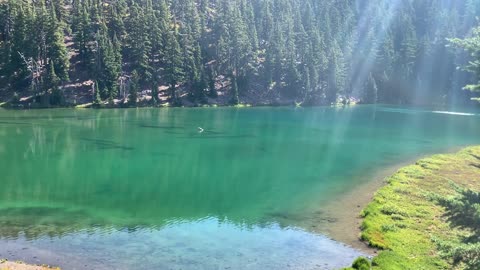 Central Oregon - Three Sisters Wilderness - Green Lakes - What Shade of Green is This?