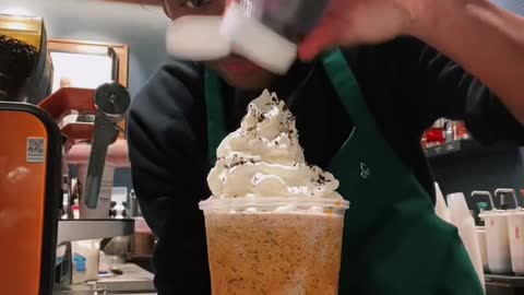 The Halloween Drink is a DELICIOUS drink at Starbucks!🔥