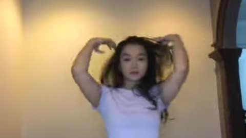 White Shirt Hot Girl dancing dangdut