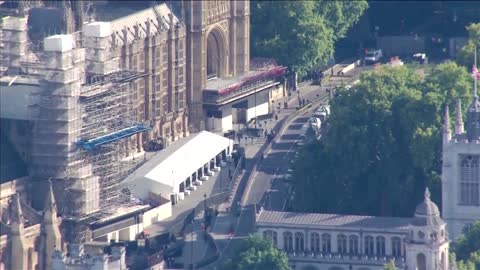 Aerials show large queue to see Queen lying in state