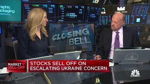Cathie Wood buys stocks like someone who just started yesterday, says Jim Cramer -NEWS OF WORLD