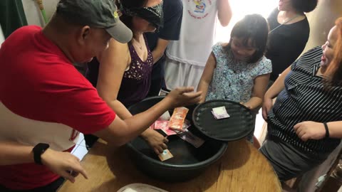 Philippine Family Enjoying Games: Although Less Cash, Big Happiness!!!