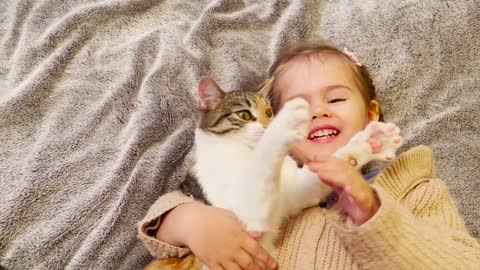 Adorable Baby Girl And Her Kitten Brother Are Completely Inseparable (Cutest Ever!!)