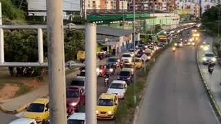 En la noche de este martes se vuelve a registrar caos vehicular entre Bucaramanga y Floridablanca