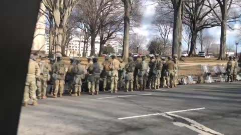 Military turn their backs on Joe Biden's Motorcade.1-20-21
