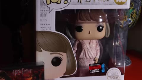 Quick Look: Madame Maxime Funko Pop & Autograph! #wizardingworld #harrypotter #funkopop #cardcollect