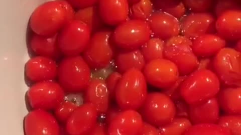 Simple Burst Cherry Tomato Pasta