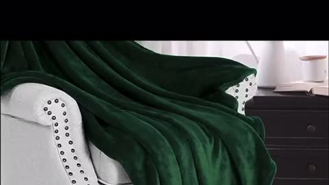 Exclusivo Mezcla Luxury Flannel Velvet Plush Throw Blanket – 50" x 60" (Teal)
