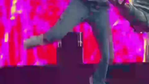 Kid Cudi Breaks Foot At Coachella