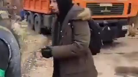 W Kijowie wydają broń każdemu kto tylko chce.